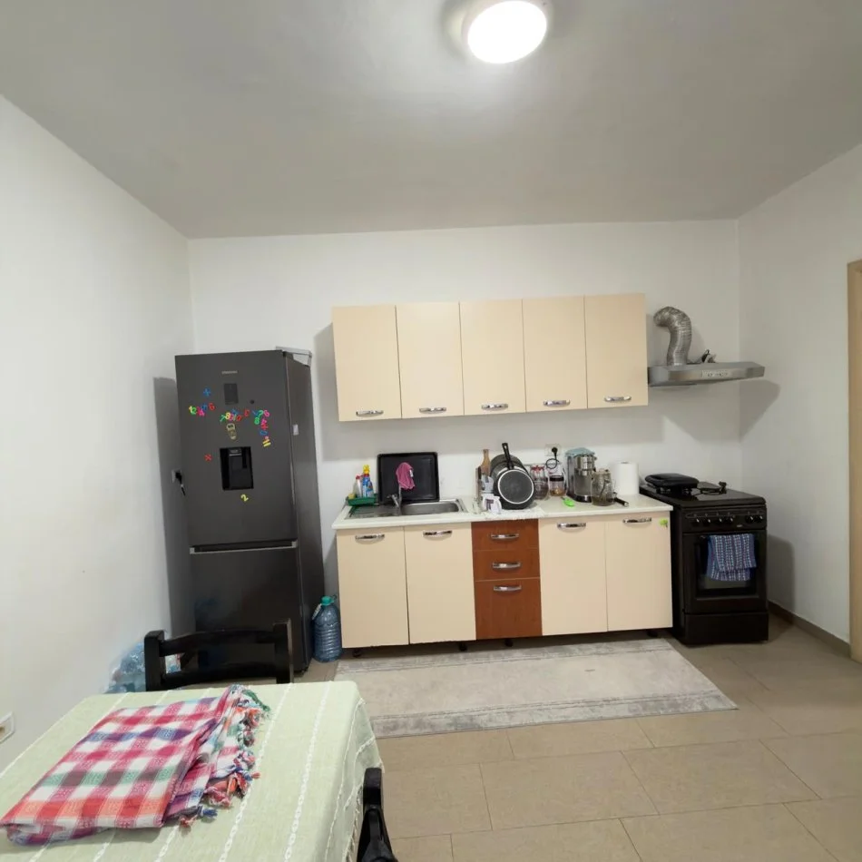 Tirane, shitet apartament 2+1 Kati 6, 111 m² 165.000 € (Fabrika e Miellit)