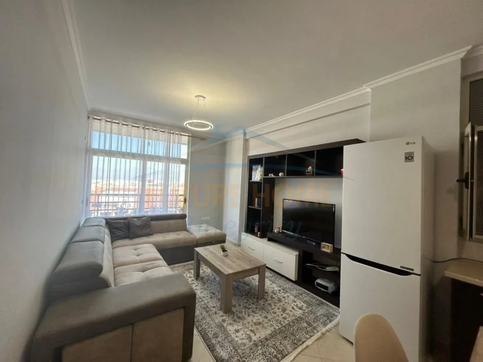 Tirane, jepet me qera apartament 1+1 Kati 3, 57 m² 500 € 