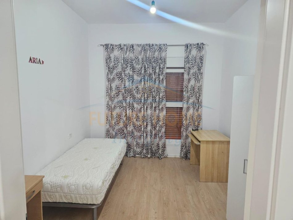 Tirane, jepet me qera apartament 2+1 Kati 6, 98 m² 500 € (Kompleksi Mangalem)