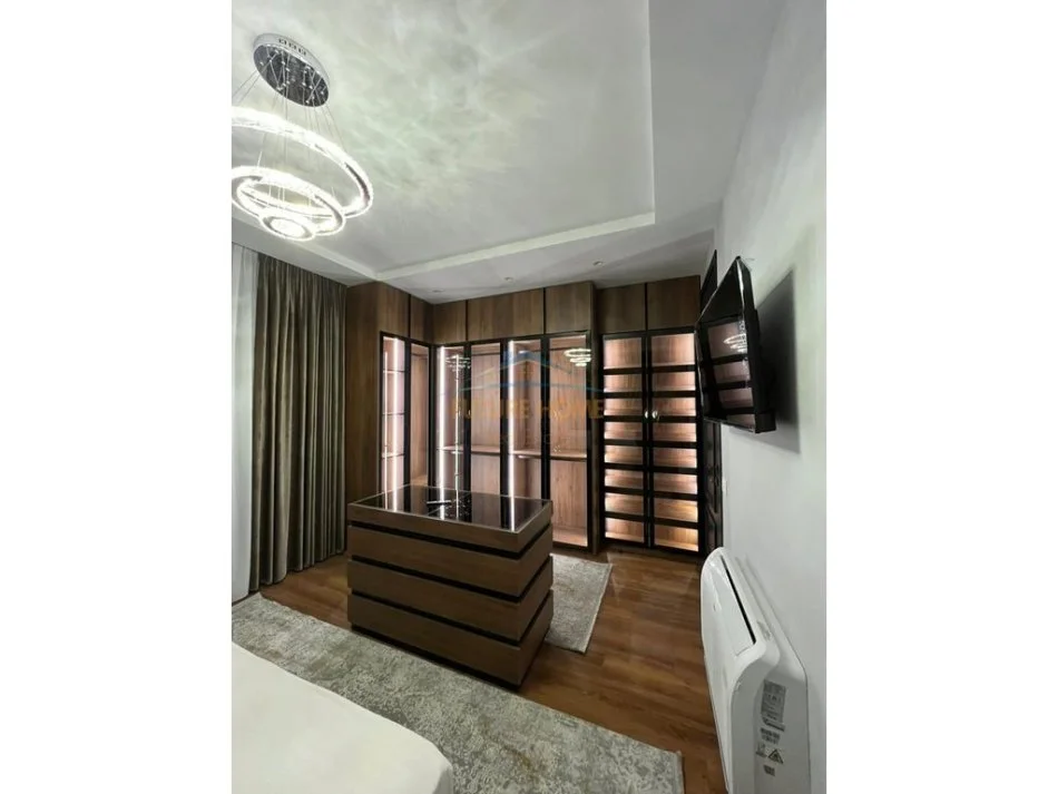 Tirane, jepet me qera apartament 2+1 Kati 3, 106 m² 1.500 € (TEG)