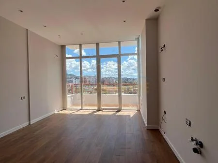 Tirane, shitet apartament 1+1 Kati 7, 61 m² 95.000 € (Astir)