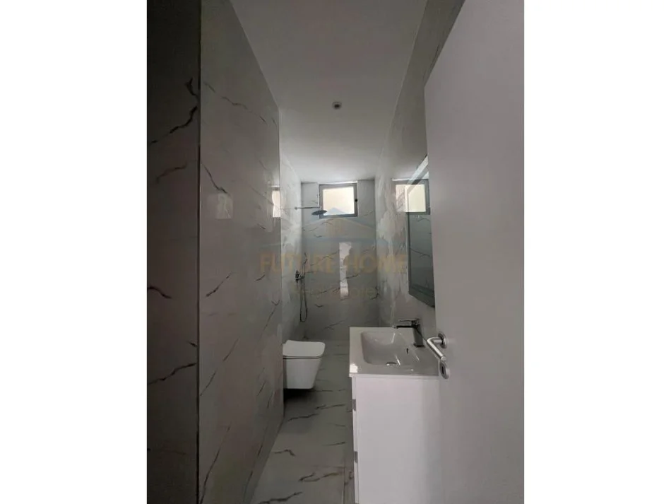 Tirane, shes apartament 1+1 Kati 7, 61 m² 93.000 € 