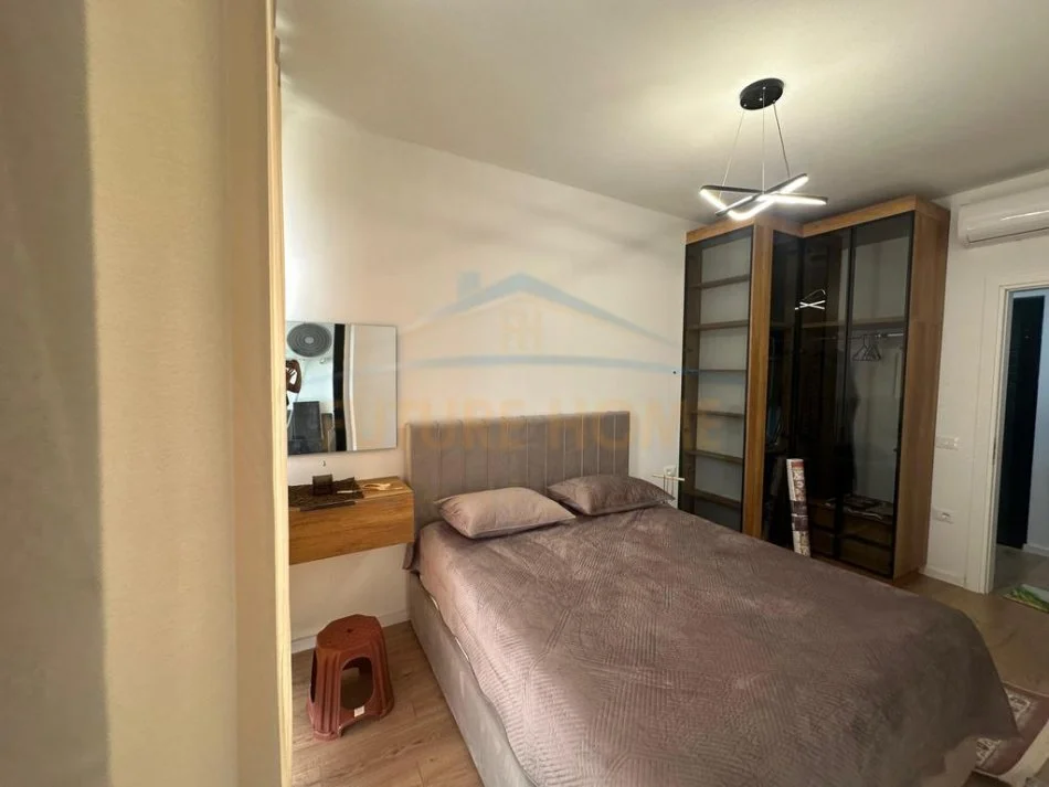 Tirane, jepet me qera apartament 1+1+Ballkon Kati 3, 60 m² 530 € (Bulevardi i Ri)