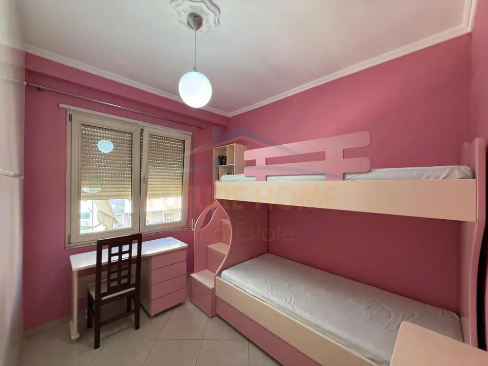 Tirane, jepet me qera apartament 2+1 Kati 4, 98 m² 35.000 € 