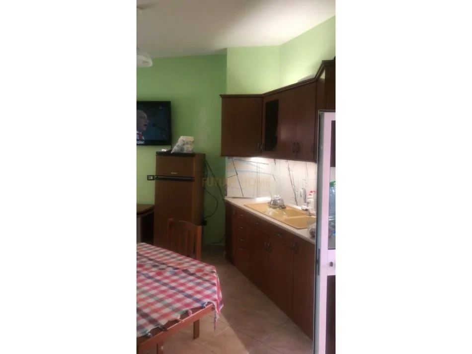Durres, jepet me qera apartament 1+1 Kati 2, 53 m² 300 € (Plazh Iliria)