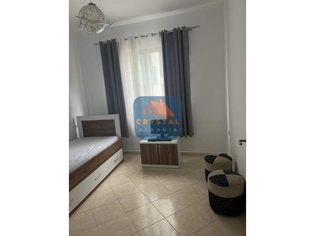 Tirane, jap me qera apartament 3+1+A+BLK Kati 3, 110 m² 35.000 Leke (Rruga Muhamet Daliu)