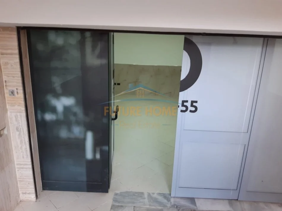 Qera, Ambient Komercial ,Rruga e Bogdaneve, Tirane. AREA55217