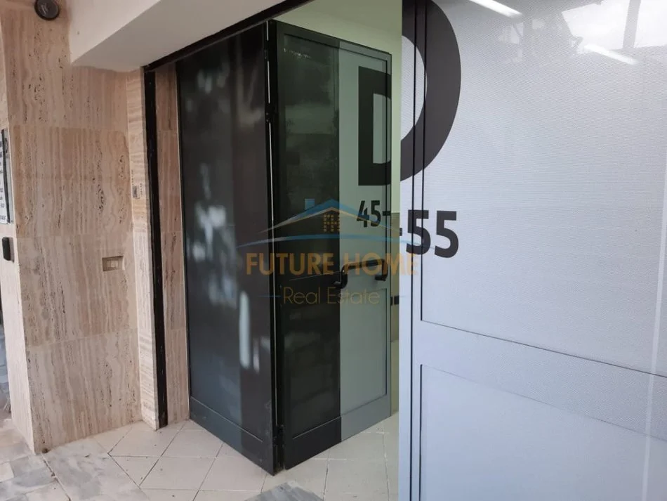 Qera, Ambient Komercial ,Rruga e Bogdaneve, Tirane. AREA55217