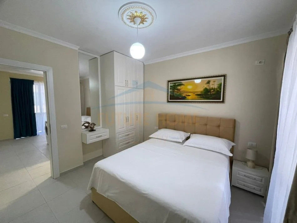 Durres, jepet me qera apartament 2+1+Aneks+Ballkon Kati 4, 125 m² 600 € (Plazh)