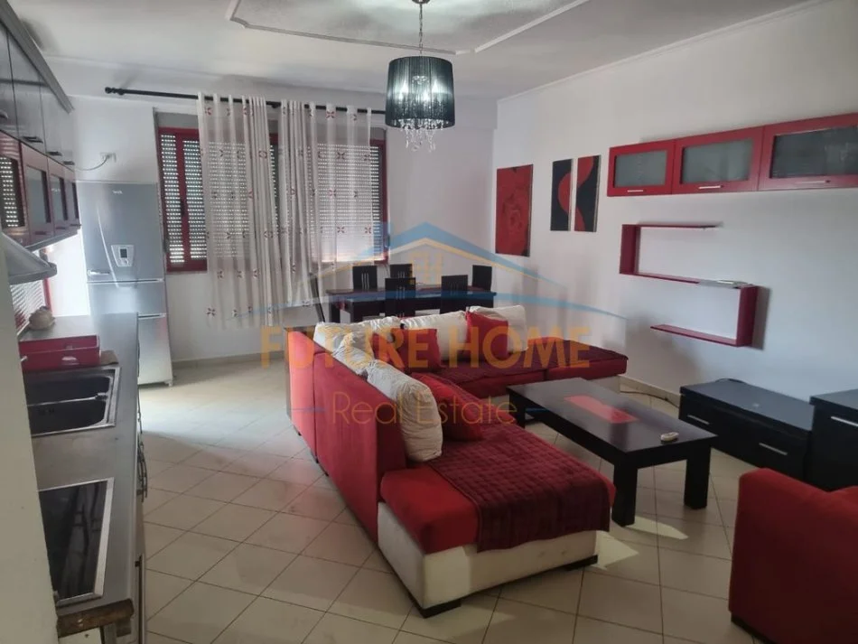 Tirane, jepet me qera apartament 2+1 Kati 8, 100 m² 420 € 