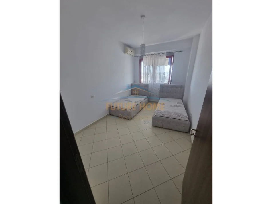 Tirane, jepet me qera apartament 2+1 Kati 8, 100 m² 420 € 