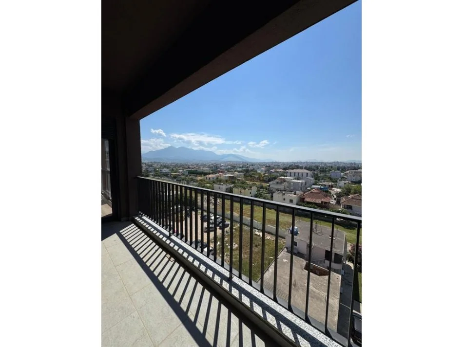 Tirane, shitet apartament 2+1 Kati 6, 113 m² 96.000 € (Kamez)