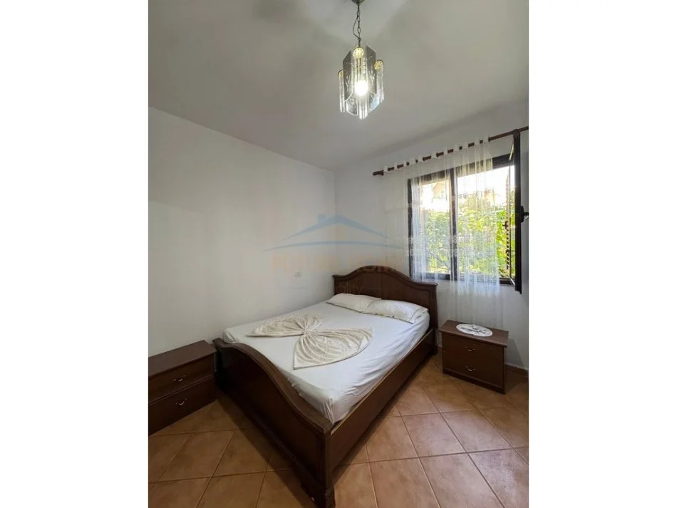 Durres, jepet me qera apartament 2+1+Aneks+Ballkon Kati 1, 114 m² 350 € (Plepa)