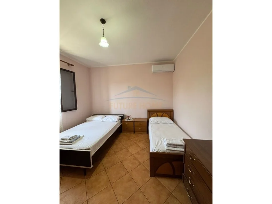 Durres, jepet me qera apartament 2+1+Aneks+Ballkon Kati 1, 88 m² 350 € (Plepa)