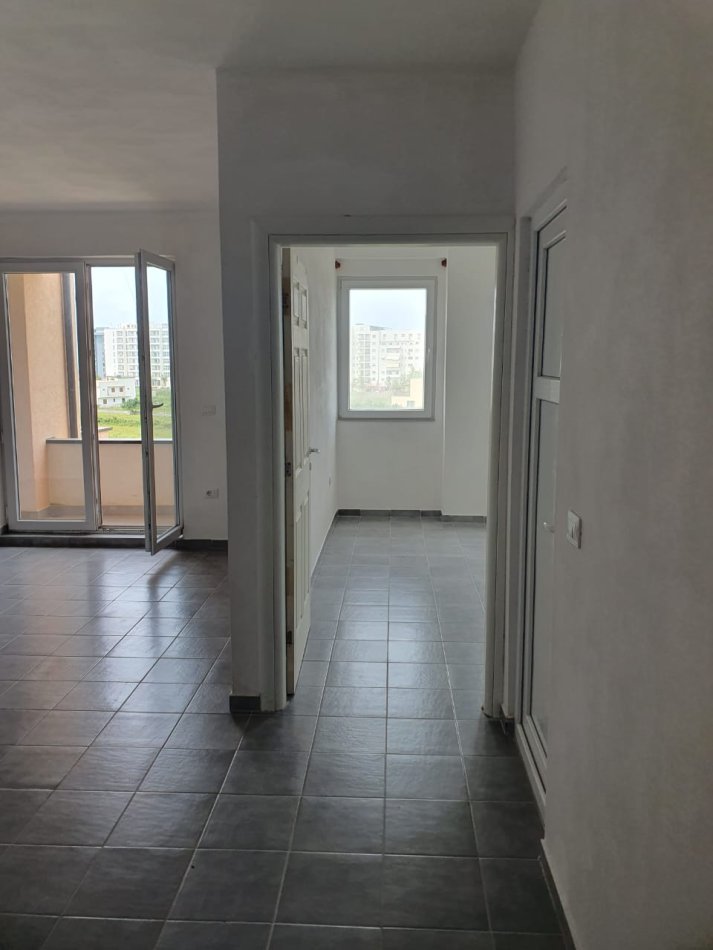 Durres, shitet apartament 1+1+Ballkon Kati 4, 51 m² 61.200 € (Qeret Durres)