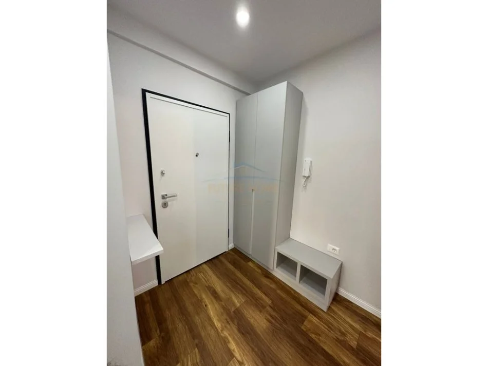 Tirane, jepet me qera apartament 2+1 Kati 1, 100 m² 1.200 € (Liqeni i Thate)