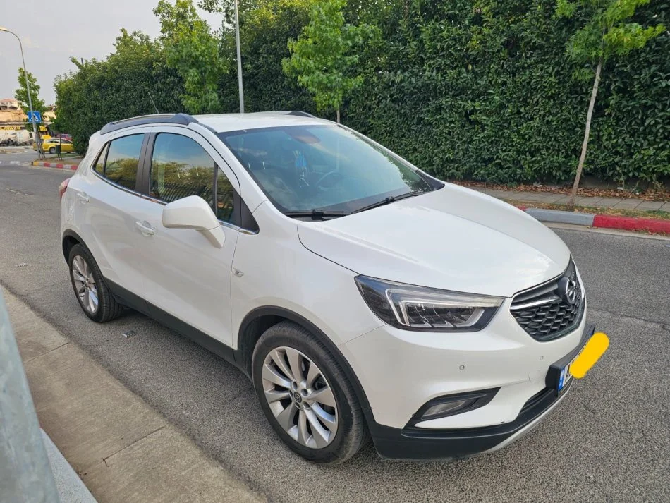Tirane, shes SUV | Fuoristrad | Xhip OPEL MOKKA 1.6 BENZIN+GAZ FULL OPTION Benzin+Gaz, e bardhë manuale Klima 110.820 km