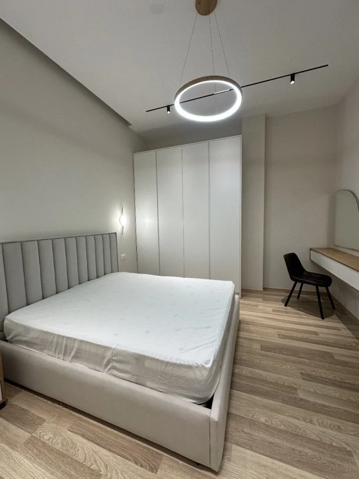 Tirane, jepet me qera apartament 2+1 Kati 1, 90 m² 600 € (Don Bosko Bujtina e Gjelit)