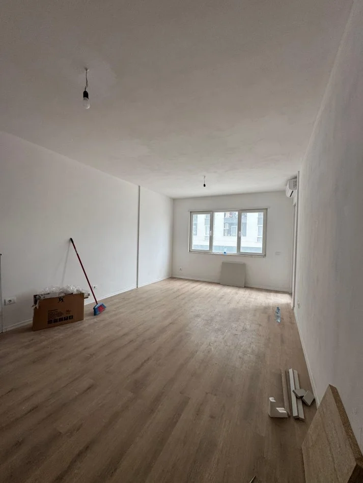 Tirane, shitet apartament 2+1 Kati 1, 98 m² 120.000 € (Univers city mbrapa QTU)