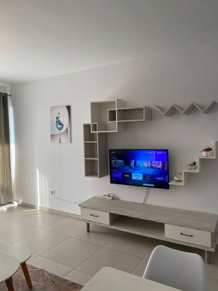 Tirane, jepet me qera apartament 2+1 Kati 5, 114 m² 800 € (Kompleksi ASL)