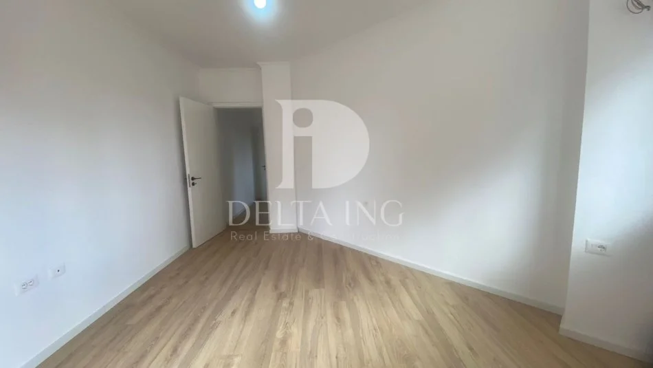 Tirane, shitet apartament 1+1+Ballkon Kati 5, 70 m² 135.000 € (Rruga Elbasanit prane Xhamise se Tabakeve)