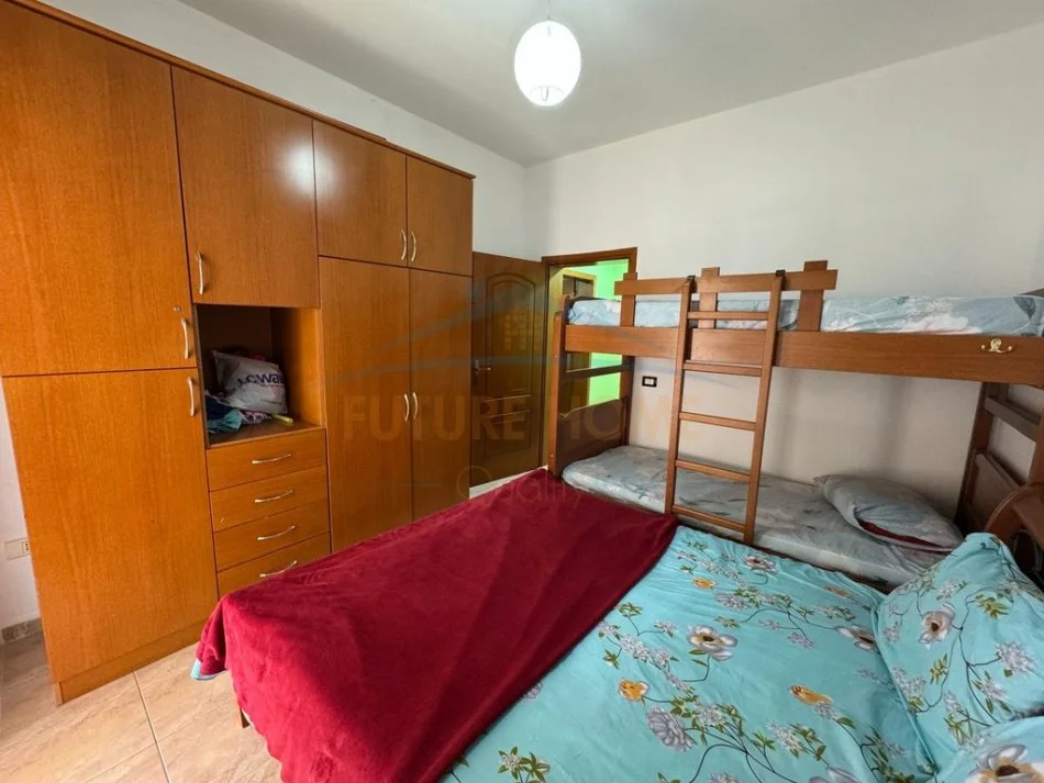 Durres, jepet me qera apartament 1+1+Aneks+Ballkon Kati 3, 53 m² 53 € (Plazh Iliria)