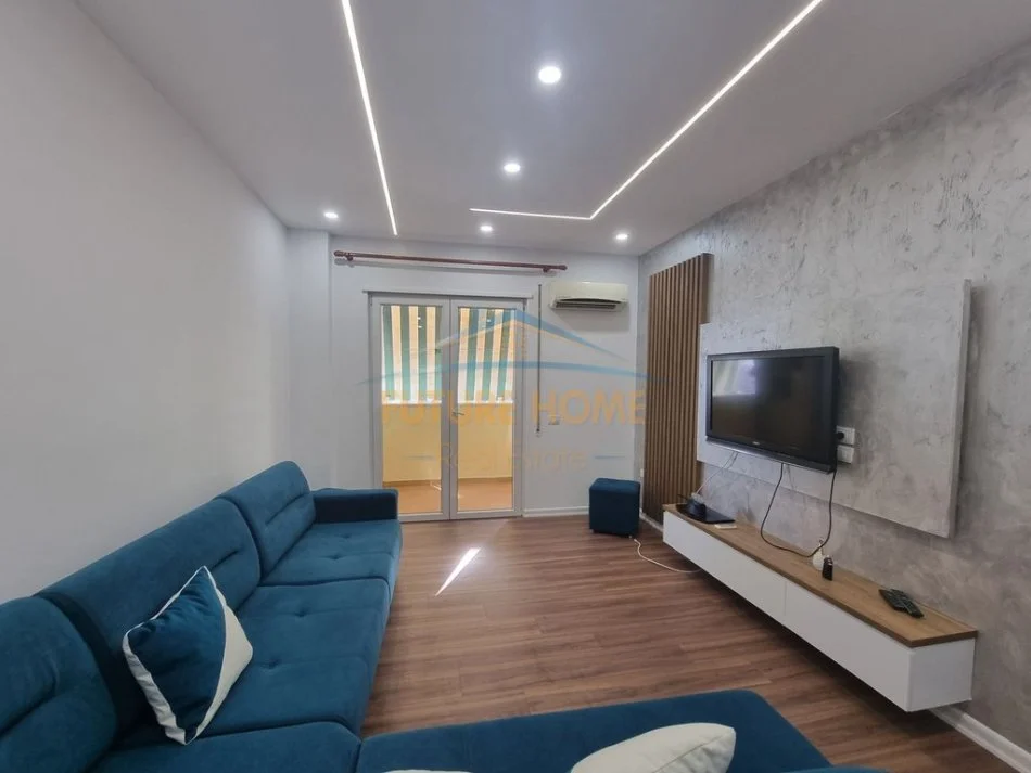 Tirane, jepet me qera apartament 1+1 Kati 6, 58 m² 600 € 