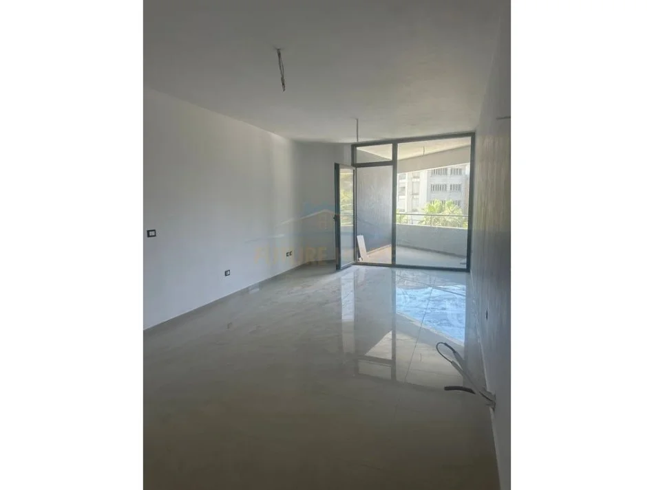 Durres, shitet apartament 2+1 Kati 3, 138 m² 285.000 € 