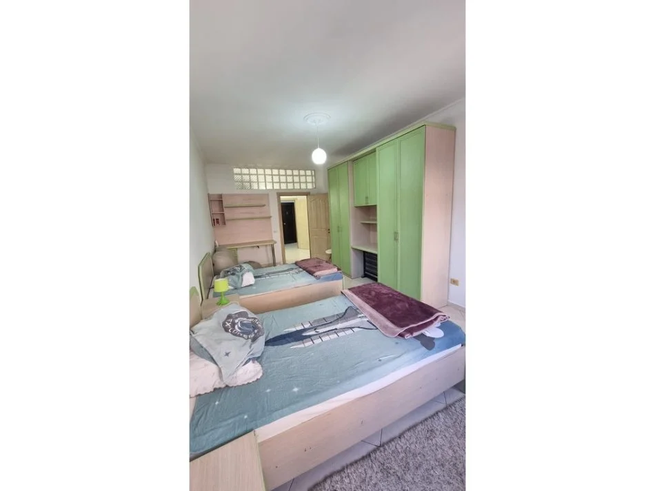 Tirane, jepet me qera apartament 2+1 Kati 2, 77 m² 600 € 