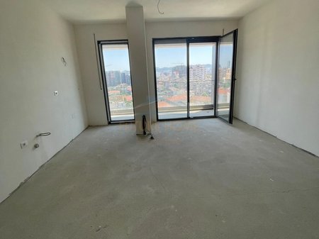 Tirane, shitet apartament 1+1 Kati 7, 65 m² 120.000 € (DON BOSKO,PARALEL LIVING)
