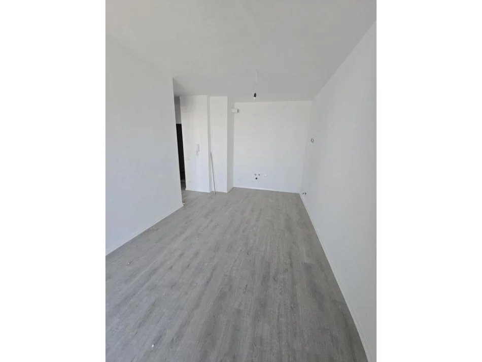Tirane, shitet apartament 1+1+POST PARKIMI Kati 5, 61 m² 85.000 € (UNIVERS CITY QTU)