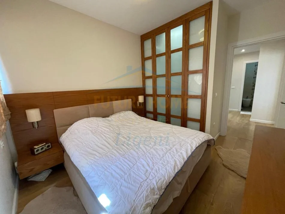 Tirane, jepet me qera apartament 3+2+Ballkon+Post Parkimi Kati 3, 97 m² 800 € (Residenca Kodra e Diellit 1)