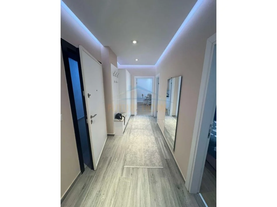 Tirane, shitet apartament 2+1 Kati 6, 105 m² 126.000 € (FRESK)   UNA55675