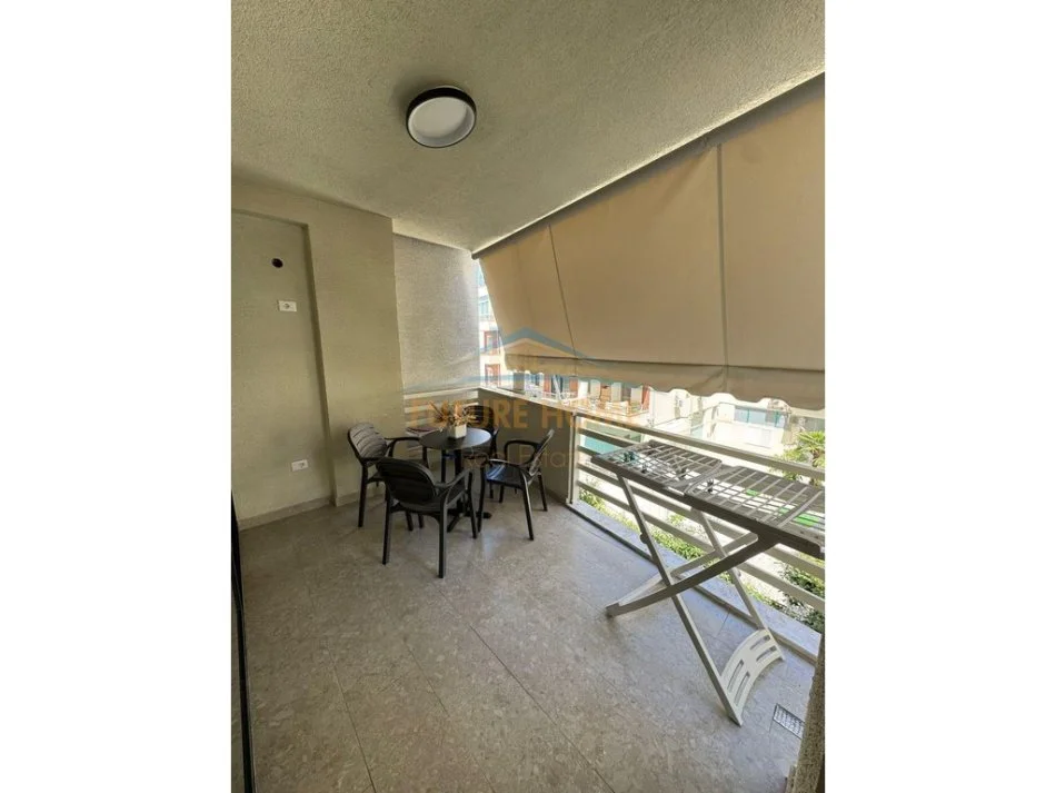 Tirane, shitet apartament 1+1+Ballkon Kati 1, 80 m² 186.000 € 