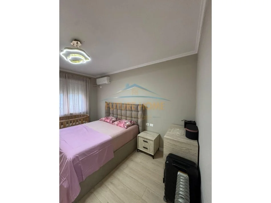 Tirane, shitet apartament 1+1+Ballkon Kati 1, 80 m² 186.000 € 