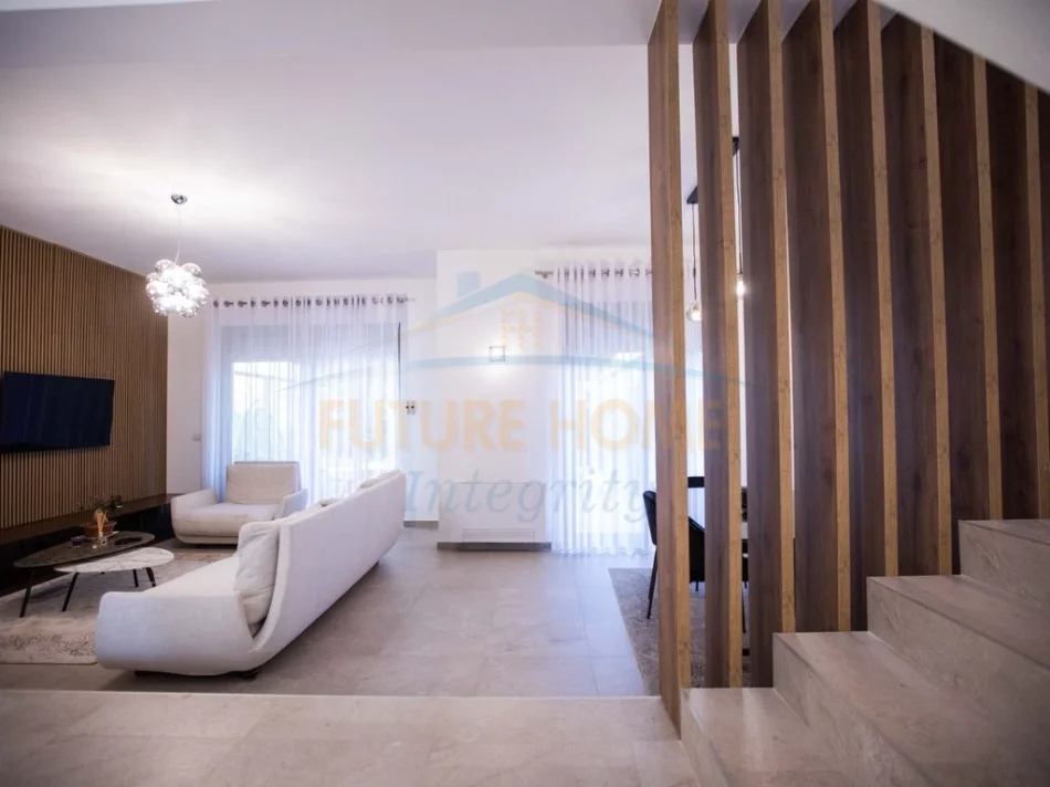 Tirane, jepet me qera Vile 3 Katshe , 380 m² 2.800 € (Sauk)