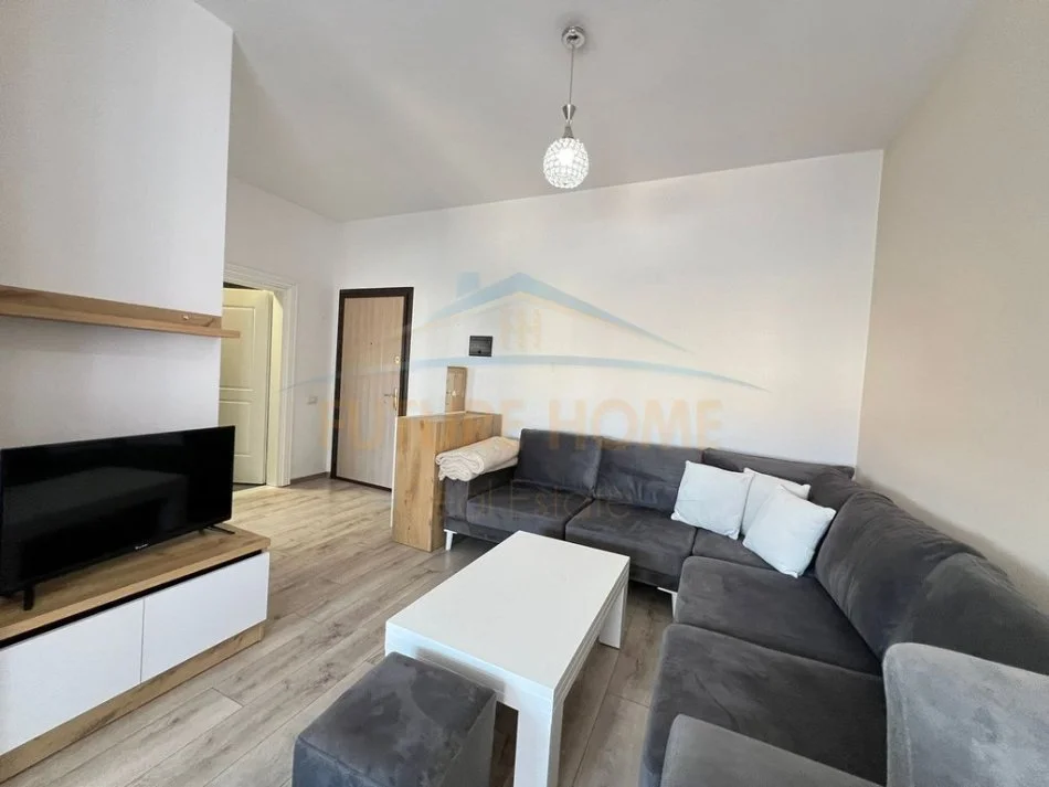 Tirane, shitet apartament 1+1 Kati 7, 39 m² 90.000 € (VILA L)  UNA55718