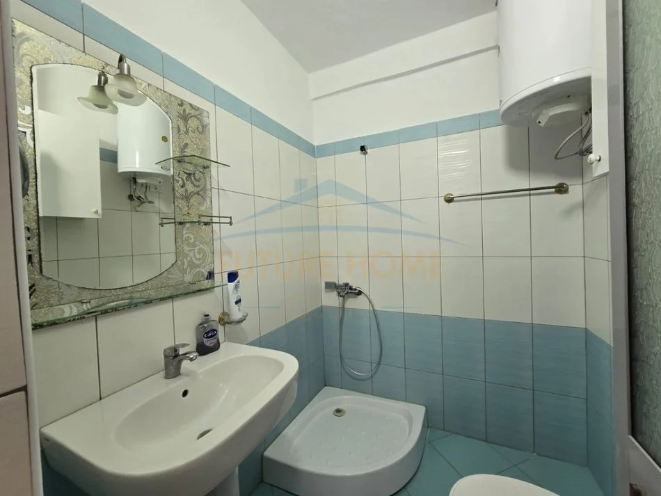 Durres, jepet me qera apartament 2+1+Aneks+Ballkon Kati 6, 88 m² 500 € (Plazh)