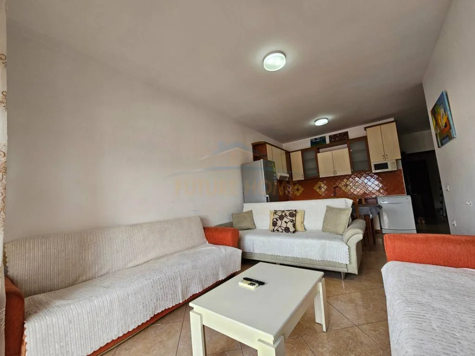 Tirane, jepet me qera apartament 2+1 Kati 8, 114 m² 650 € (DON BOSKO)