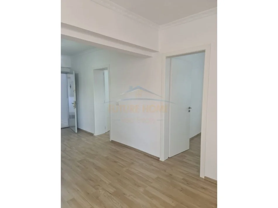 Tirane, shitet 2+1 Kati 5, 72 m² 155.000 € 