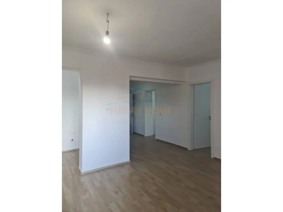 Tirane, shitet 2+1 Kati 5, 72 m² 155.000 € 