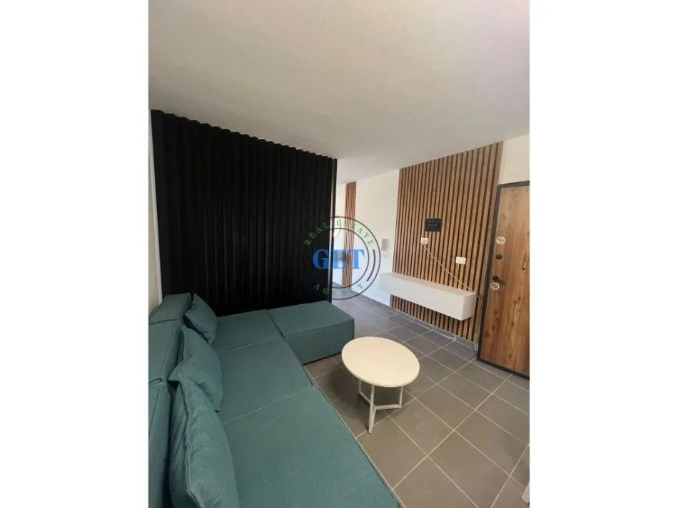 Durres, shitet garsonier 1+1+Ballkon Kati 7, 54 m² 68.000 € (Shkembi i Kavajes)