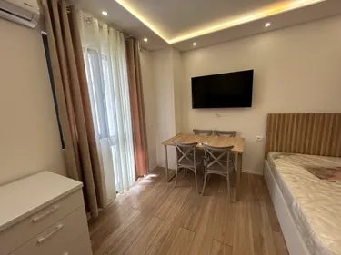 Durres, jepet me qera garsonier Studio Kati 5, 30 m² 350 € (rruga pavaresia)