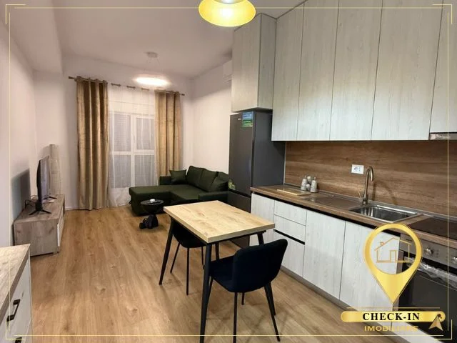 Tirane, jepet me qera apartament 1+1 Kati 5, 50 m² 430 € (Rezidenca Kadiu)
