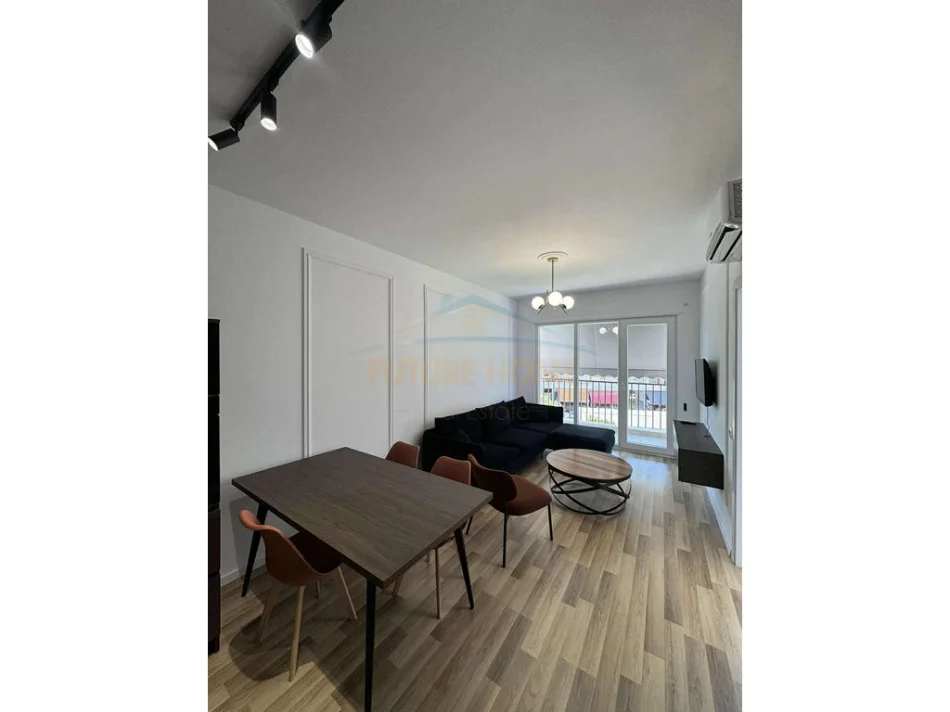 Tirane, jepet me qera apartament 1+1 Kati 3, 60 m² 500 € (Unaza e re)
