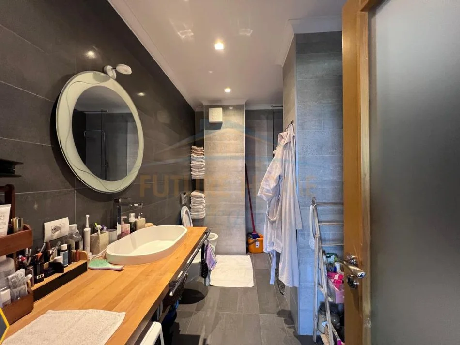 Tirane, jepet me qera apartament 1+1 Kati 6, 80 m² 620 € 