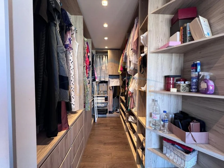 Tirane, jepet me qera apartament 1+1 Kati 6, 80 m² 620 € 