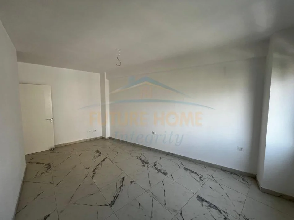 Qera, Apartament për zyra 1+1, Shkolla e Baletit, 400 €