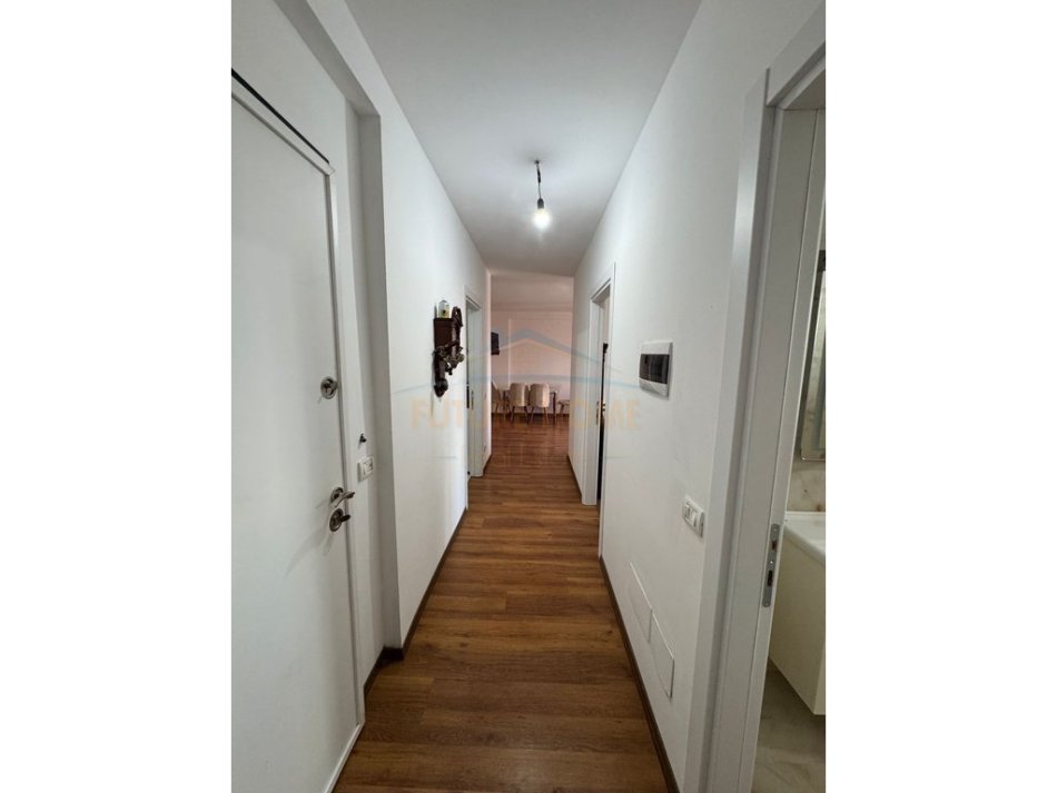 Tirane, shitet apartament 2+1 Kati 6, 108 m² 173.000 € (Unaza e Re)