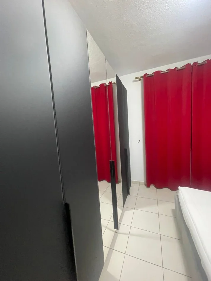 Tirane, jepet me qera apartament 2+1+Ballkon Kati 8, 80 m² 580 € (Kompleksi Panorama Don Bosko)